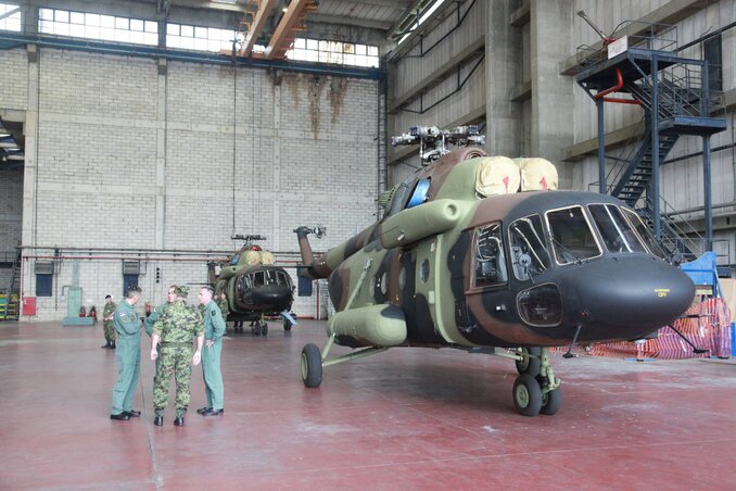 A most megvásárolt szállító helikopterek 25 millió euróba kerültek (Fotó: Beta/Slobodan Miljević)
