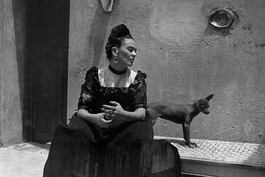 Frida Kahlo 1944 körül (Fotó/Forrás: Diego Rivera & Frida Kahlo Archives / Mai Manó Ház)