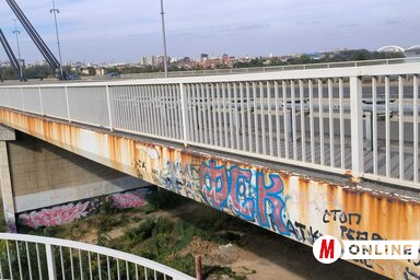 A híd rekonstrukciós munkálatai már három évvel ezelőtt megkezdődtek (Fotó: Dávid Csilla felvétele) A híd rekonstrukciós munkálatai már három évvel ezelőtt megkezdődtek (Fotó: Dávid Csilla felvétele)