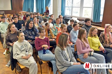 A diákok több esettanulmányt is hallhattak. (Kép: Gergely Árpád felvétele) A diákok több esettanulmányt is hallhattak. (Kép: Gergely Árpád felvétele)