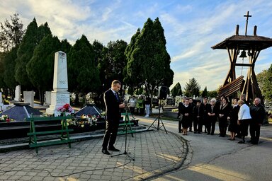 Dr. Forró Lajos több mint harminc éve kutatja az eseményeket, fotó: Puskás Károly