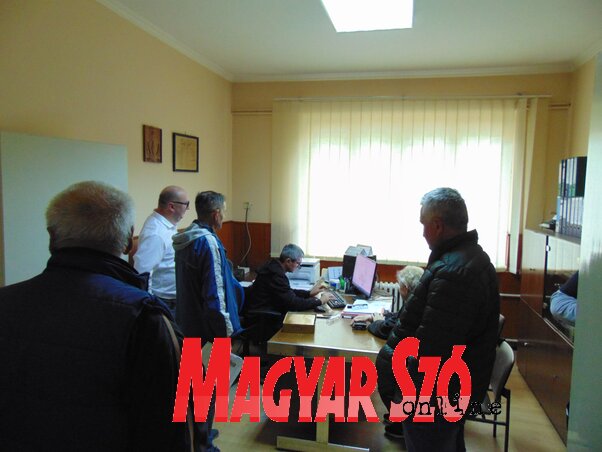 Magyarcsernyén többen is támogatták a Vajdasági Magyar Szövetség köztársasági jelöltlistáját (Vidács Hajnalka felvétele)