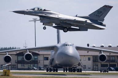 A kép a NATO tavalyi, Air Defender nevű hadgyakorlatán készült, fotó: Boris Roessler/AFP