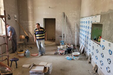 Folyamatban van a konyha felújítása (Lakatos János felvétele)