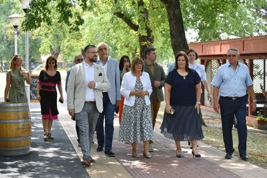 Juhász Bálint és Maja Gojković a szabadkai önkormányzat képviselőivel tekintették meg a palicsi Víztornyot és akvaparkot (Molnár Edvárd felvétele)