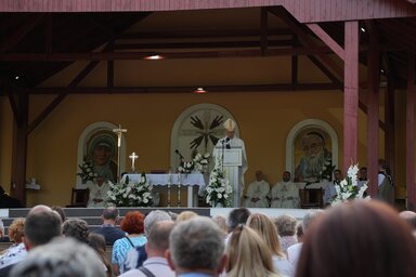 Msgr. Fazekas Ferenc, a Szabadkai Egyházmegye püspöke celebrálta a vasárnapi püspöki szentmisét (Tomislav Dedović Tomić felvétele)