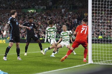 A Celtic egyik legjobbjának, Kjogo Furuhasinak a gólja a Slovan ellen (Fotó: Beta/AP)