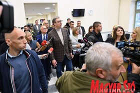 Aleksandar Vučić a szabadkai vasútállomáson