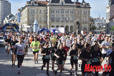 Az idén nagyjából ezerötszázan álltak rajthoz (Ótos András felvétele)