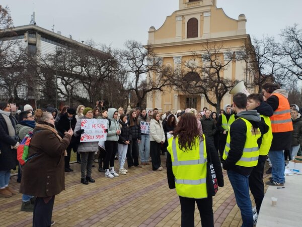 A tiltakozás a város központjában kezdődött (Kancsár Izabella felvétele)