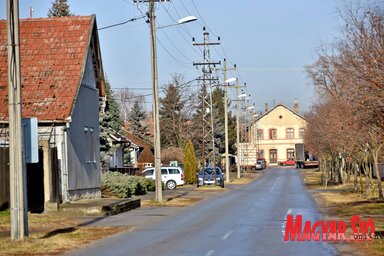 Az idén folytatni szeretnék az aszfaltozást a faluban (Fotó: Gergely Árpád)