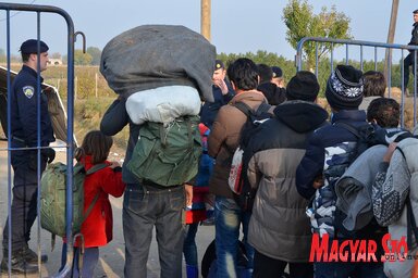 Menekültek Šidnél – Ótos András felvétele (Archív)