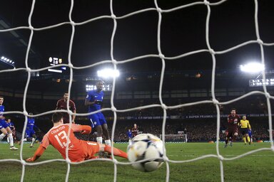 Messi gólja – Christensen hibája után (Fotó: Beta/AP)