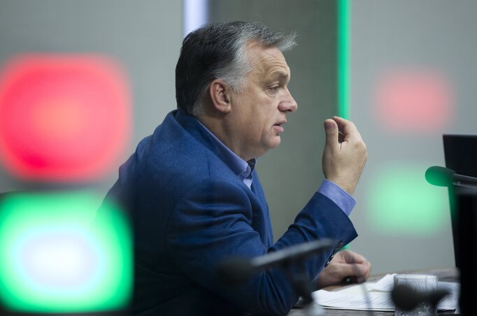 Orbán Viktor miniszterelnök interjút ad a Jó reggelt, Magyarország! című műsorban (Fotó: MTI/Balazs Mohai)