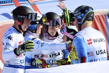 Az amerikai csapat Mikaela Shiffrin nélkül is aranyat tudott nyerni (Fotó: Beta/AP)