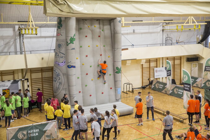 Első alkalommal vehetnek részt a versenyen külhoni magyar diákcsapatok is (fotó: MTI)