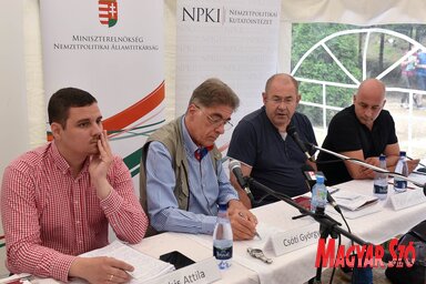 Pásztor István: A szerb társadalomban pozitív a magyarság megítélése (Ótos András felvétele)