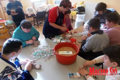 Novemberben Bácsfeketehegyen vettek részt egy közös műhelymunkán