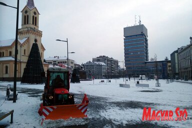 Az első a főtér (Kecskés István felvétele)