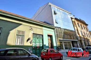 A Magyar Ház melletti épület is a Médiaház részét képezi majd (Kép: Gergely Árpád)