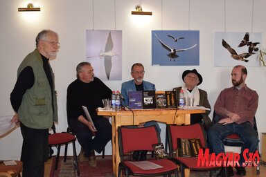 Vicei Károly, dr. Sági Zoltán, dr. Csordás Mihály, Kerekes Sándor és Szögi Csaba a könyvbemutatón
