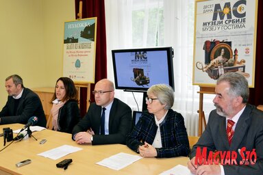 A sajtótájékoztató résztvevői: dr. Milan Micić, dr. Tijana Palkovljević Bugarski, Dalibor Rožić, dr. Jasna Jovanov, dr. Drago Njegovan