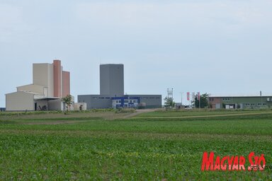 Kukoricaföldek közül nőtt ki a kishegyesi ipari park (kép: Lakatos János)