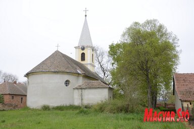 A katolikus templom 1804-ben épült (Fotó: Molnár Edvárd)