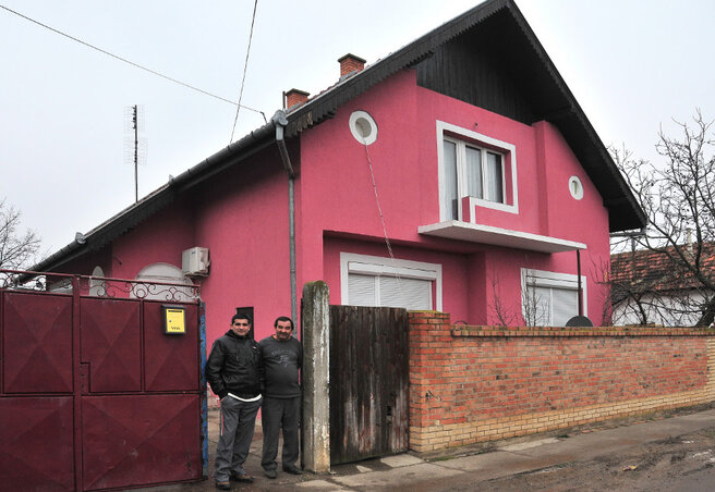 Preda Lajos és fia 1994-ben kezdte építeni a padlásszobás házat és két évre rá költöztek be