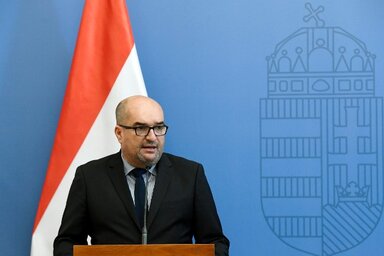 Brenzovics László online kapcsolódott be a tisztújító közgyűlés munkájába