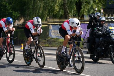 A fiúk remek teljesítménye alapozta meg a svájci sikert (Fotó: roadcycling.cz/UCI)