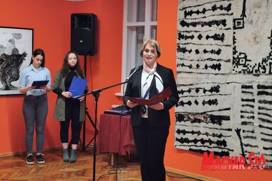 Csibi Krisztina, a Magyarság Háza igazgatója megnyitja a topolyai kiállítást (Fotó: Herceg Elizabetta)