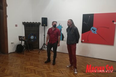 Tarkó János és Miroslav Jovančić a kiállításmegnyitón (Fotó: Lukács Melinda)