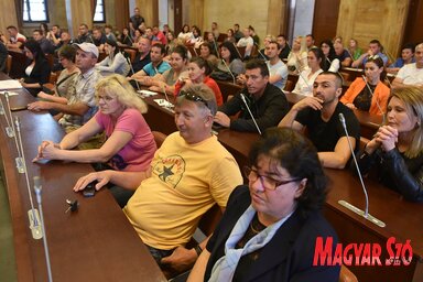 A 125 pályázó többsége azokból a kategóriákból került ki, amelyeknek külön figyelmet szentel a tartományi titkárság (Fotó: Ótos András)