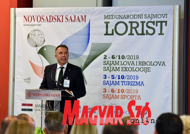 Dr. Szinay Attila a jövő évi budapesti expóra invitálta a vajdaságiakat (Fotó: Ótos András)