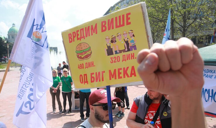 Beograd, 1.05.2023. - Clanovi Ujedinjenog granskog sindikata "Nezavisnost" obelezili su Medjunarodni praznik rada pod sloganom "Sindikatu verujem - NEZAVISNOST!", danas na Trgu Nikole Pasica