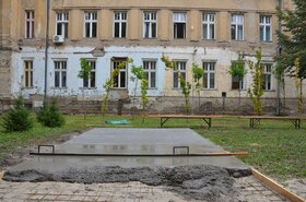 Életveszélyes a szabadkai Ivan Sarić Műszaki Iskola épülete, mely műemlékvédelem alatt áll. Súlyos betondarabok hullnak le.