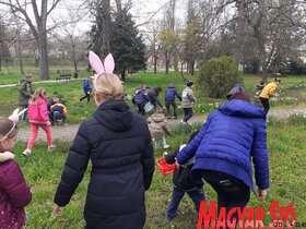 Húsvéti kavalkád Bácskossuthfalván (Kazinczy Paszterkó Diana felvétele)